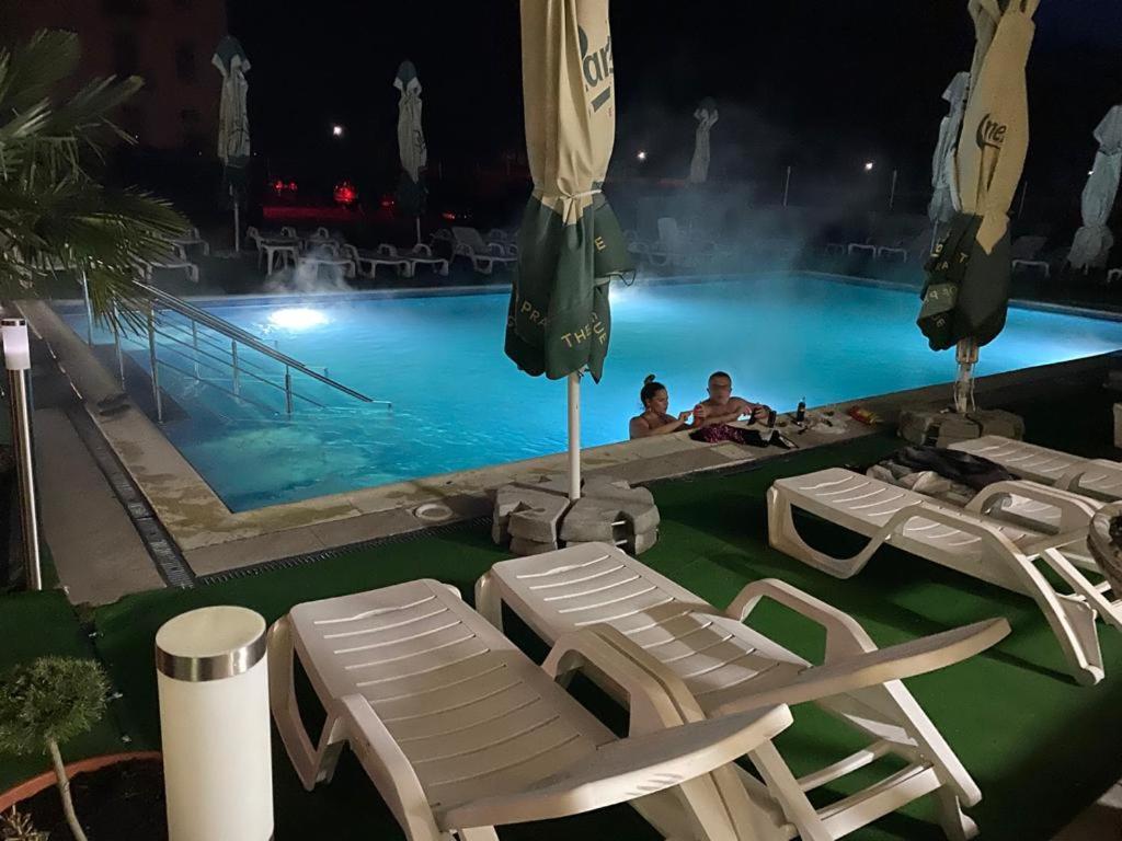 Hotel Ostrov Călimăneşti